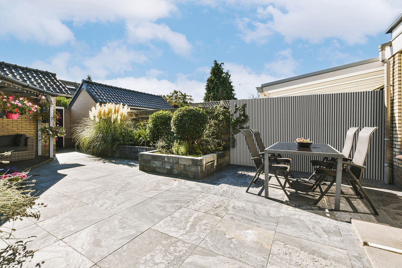 Wandpaneel 12000 White WPC Outdoor (2350x219x26mm)